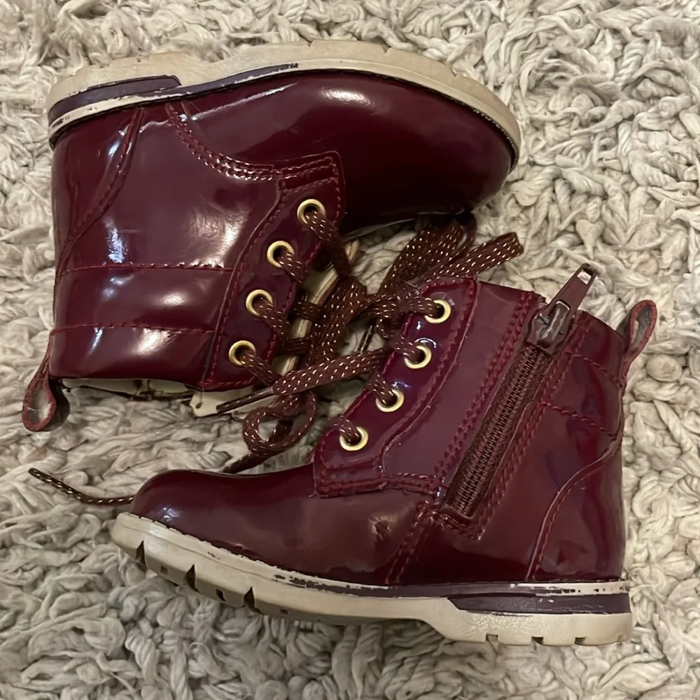 Clarks Dabi Lace Berry Patent Boots, Toddler Size 4.5